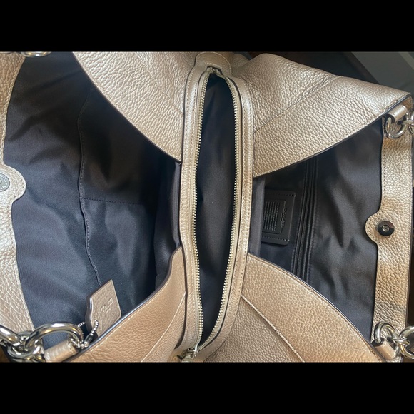 Coach golden leather Madison Phoebe handbag - Picture 6 of 6